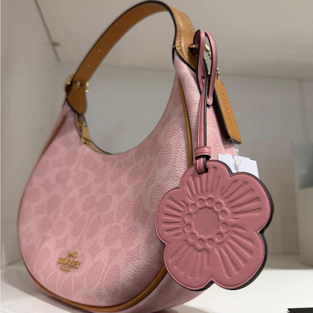 Coach Emily Shoulder Bag in Signature Canvas with Charms in powder pink - Picture 6 of 7